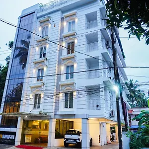 Sreepathi Mayoogha Hotel