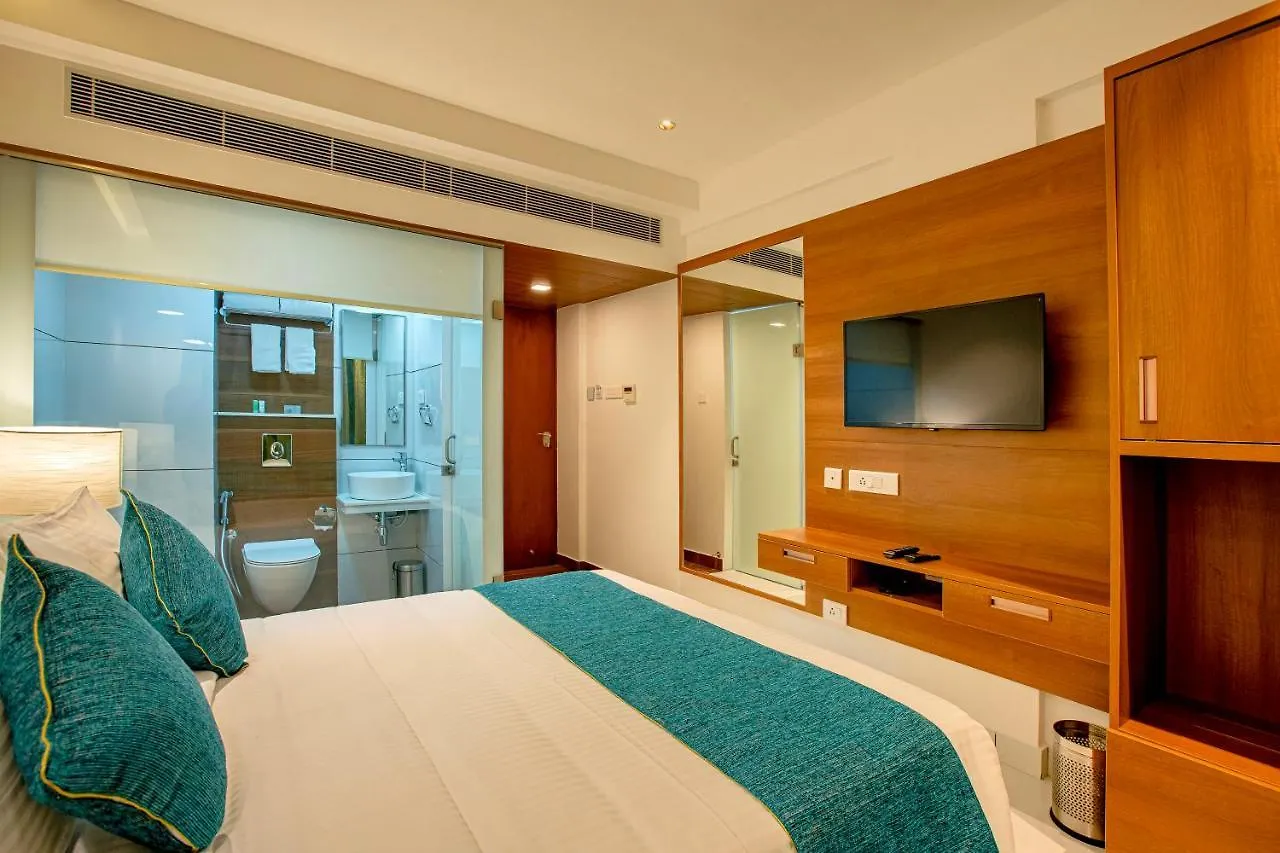 Harivaram Yuga Guruvayur 4*,
