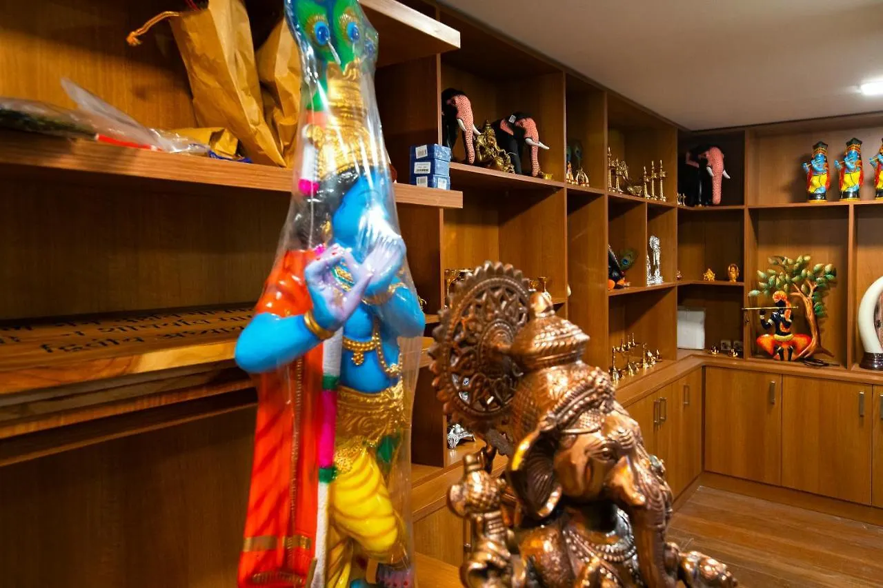 Harivaram Yuga Guruvayur Hotel